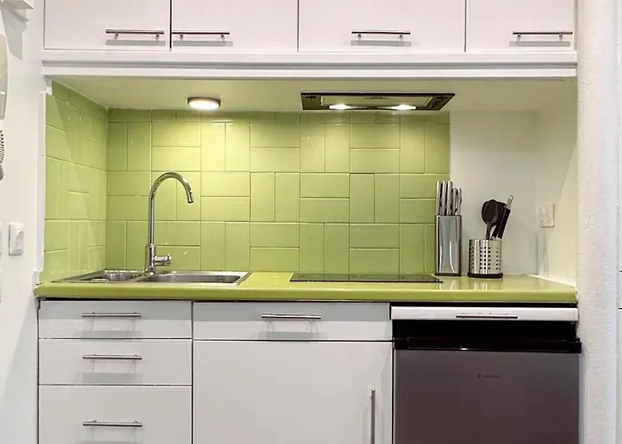 Homestay Le Coeur Du Paris, Centre Pompidou, Marais